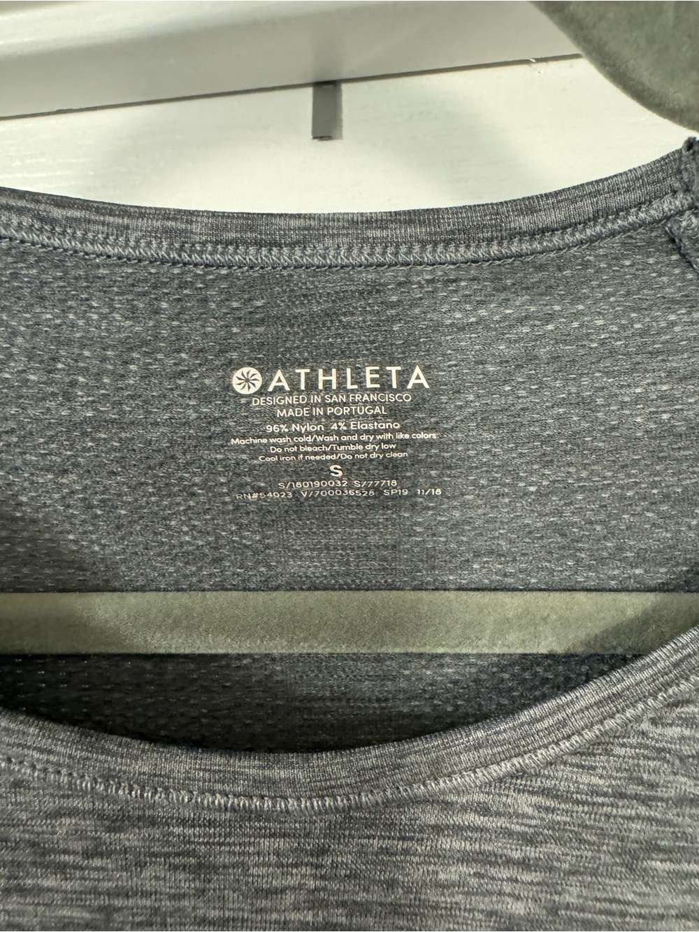 Athleta Ruched Heather Grey Short-Sleeve Performance Tee - Picture 2 of 8